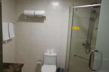 Jun Hotels Zhejiang Jiaxing Haiyan Qiyuan North Road