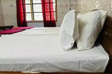 Pensiune Shree Katyayani Residency