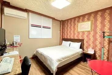 ホテル Ulsan Jeonhadong Gyeongwon Biz