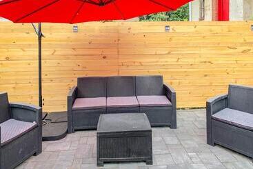 旅馆 Philly Coed Dorm!! 15 Min Train To Center City!!