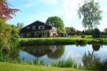 Aamiaismajoitus (B&B) Cobblestones