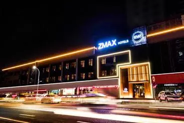 Hotel Zmax