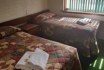 The Club Hotel Collie