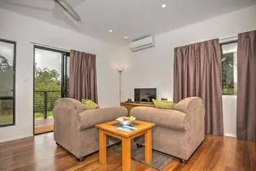 Bed & Breakfast Eumundi Cottages   Cottage 1