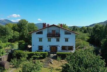 Hotel Agroturismo Kostegi