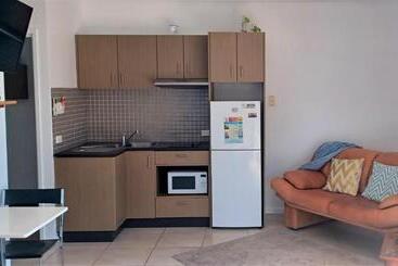 Whitsunday Waterfront Apartments