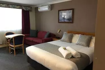 モーテル Highlands Motor Inn