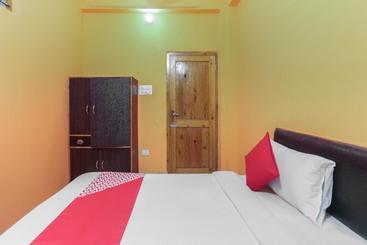 בית מלון כפרי Oyo 61745 Delizia