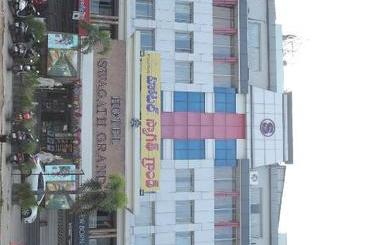 בית מלון כפרי Swagath Grand Nagole