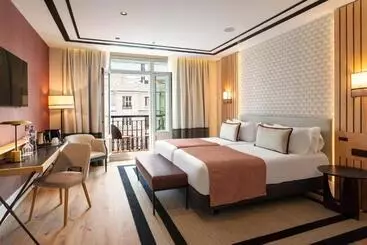 Catalonia Plaza España Hotel & Spa