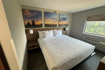 Отель Days Inn By Wyndham Washington Court House