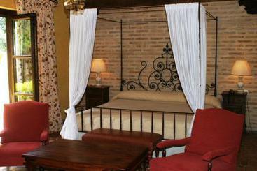 Hotelli Finca Monasterio