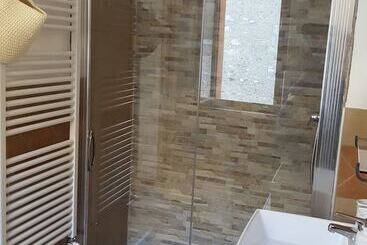 Hotelli B&b Ca'suana