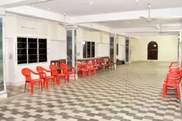 Hotel Yashoda International