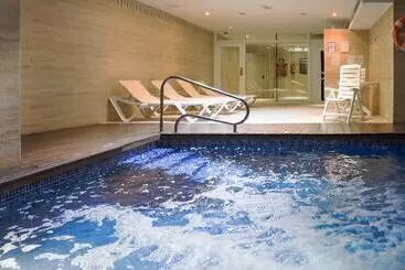 Отель Dwo Les Palmeres