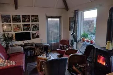 Bed and Breakfast Holiday Cottage De Garage Inn