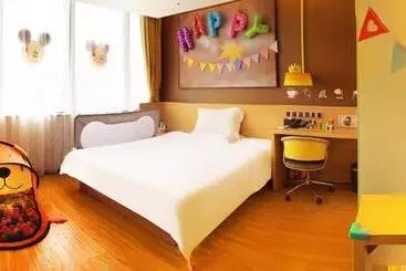 Iu Hotel Chengdu Xipu Station