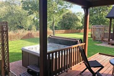 אתר נופש Old Nene Golf And Country Club