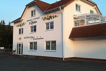 Weinbau & Pension 8zeilen
