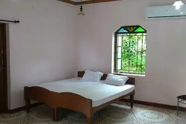 Cozywoods Hill Resort
