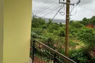 Cozywoods Hill Resort