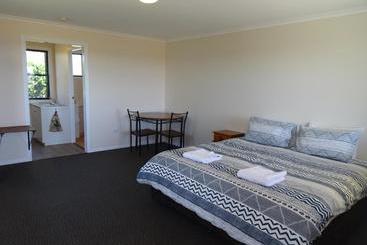 住宿加早餐 Redgate Country Cottages