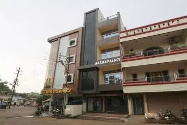Hotel Shree Uttam Palace Katni