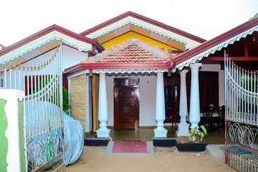 Pensionat Lakshmi Family Villa