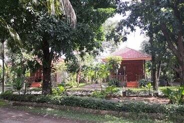 Hotel Sakaetong Resort