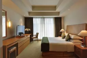 Grand Hyatt Mumbai Hotel And Residences