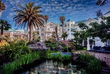 ホテル Hemingways