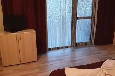 Pensjonat Yannis Guest House