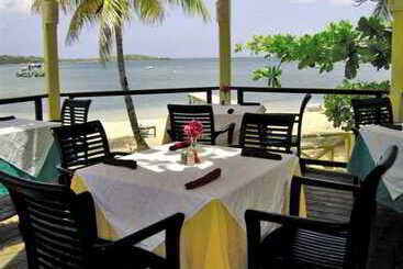 Hotel Bungalows On The Bay