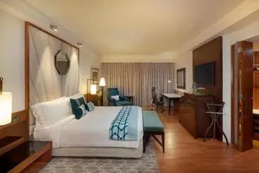 Otel Intercontinental Marine Drive Mumbai, An Ihg