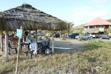 Bed & Breakfast Wipeout Cabaña Restaurant