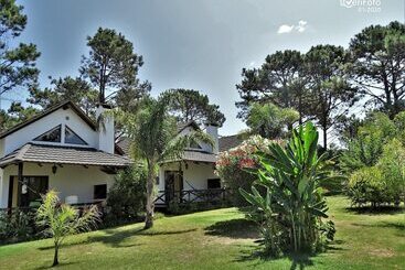 فندق Bungalows Punta Colorada