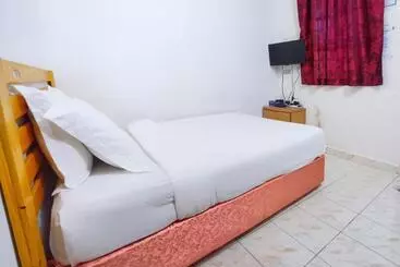 Hotel Chalet Yunie Marang By Rvh