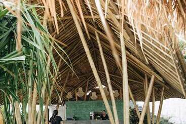 هتل White Tortoise Eco Villa's