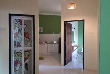 Pensión Aurora Court