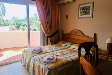 Apartamentos Coronado