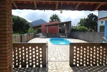 ペンション Locação P Final De Semana Mourada Térrea