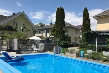 Majatalo Ferienanlage Seehof