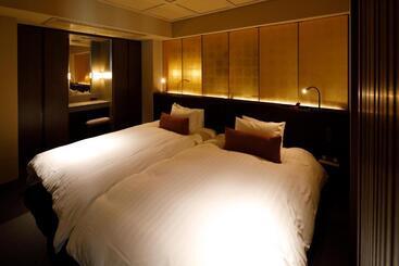 هتل Grand Mercure Lake Biwa Resort & Spa