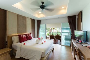 Phi Phi Bayview Resort