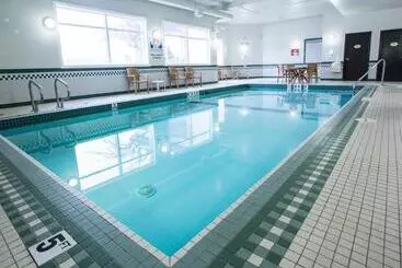 Merit Hotel & Suites