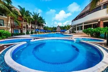 Hotelli The Reef Coco Beach