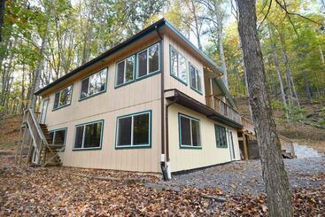 Hus på landet Home At Last   Gather Here!