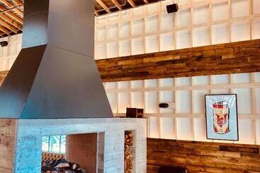 Cotton Court Hotel, By Valencia Hotel Collection