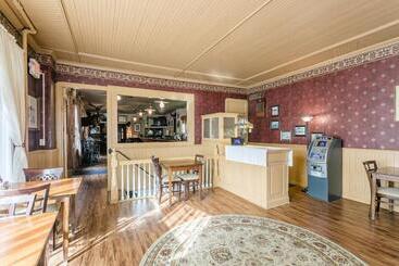 בית מלון כפרי Naples