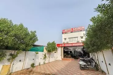 Hotel Oyo 71089  Aagman